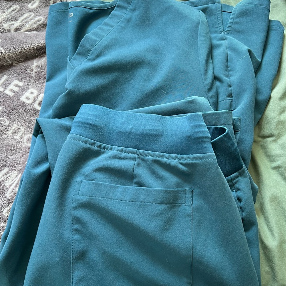 Mandala Women's Scrub Set- Harbor Blue